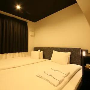 https://hotel-trad-replay.hotels-osaka.net